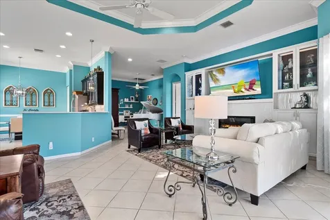 6645 Via Alfieri Lake Worth FL 33467