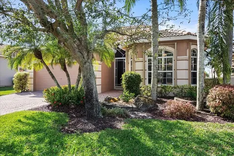 6645 Via Alfieri Lake Worth FL 33467