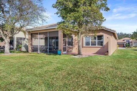 6645 Via Alfieri Lake Worth FL 33467