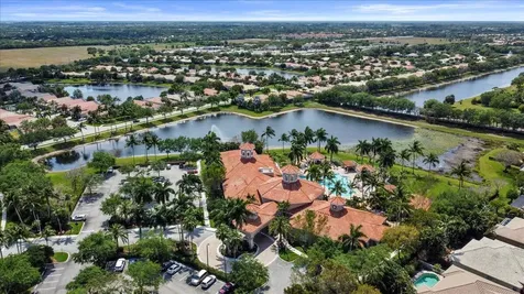 6645 Via Alfieri Lake Worth FL 33467