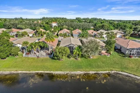 6645 Via Alfieri Lake Worth FL 33467