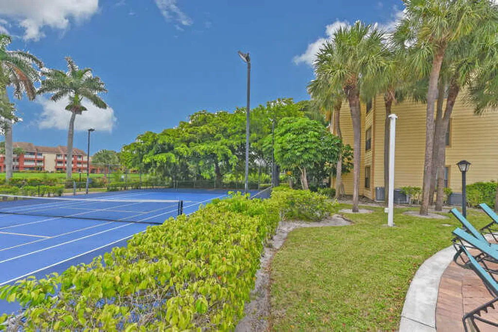 2311 N Congress Avenue Boynton Beach FL 33426