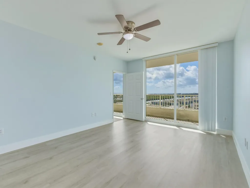 625 Casa Loma Boulevard Boynton Beach FL 33435