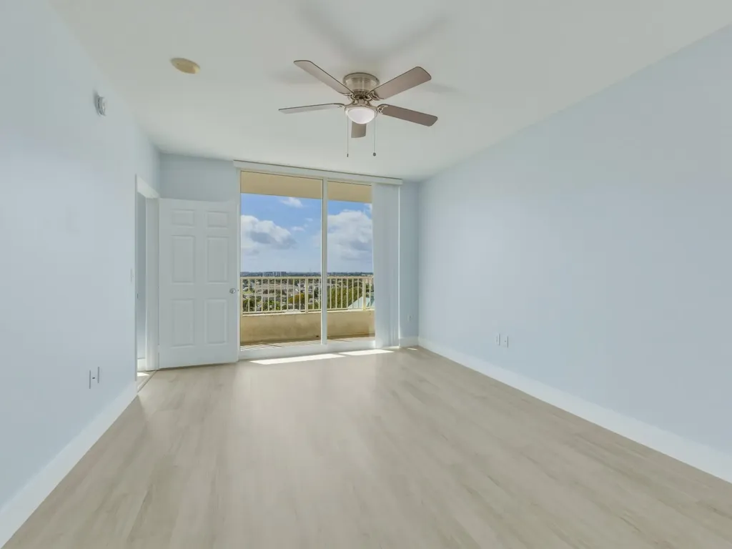 625 Casa Loma Boulevard Boynton Beach FL 33435
