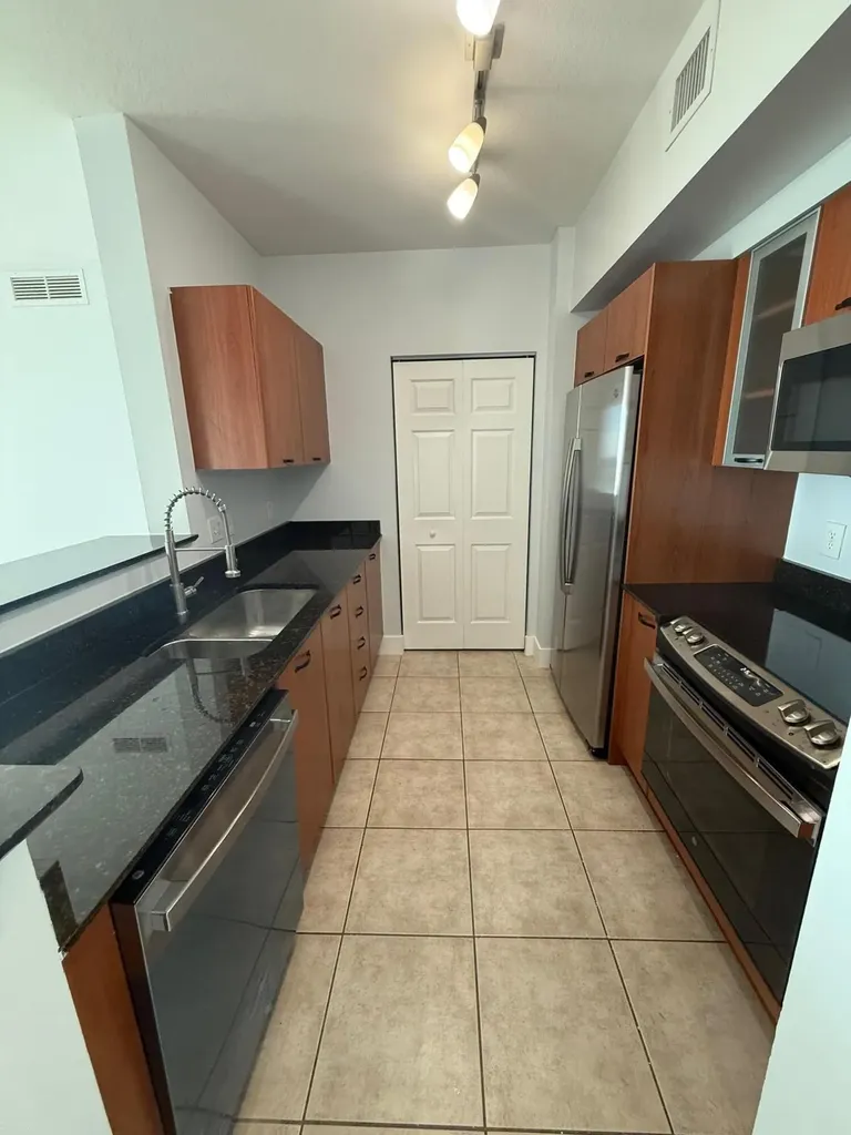 625 Casa Loma Boulevard Boynton Beach FL 33435