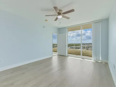 625 Casa Loma Boulevard Boynton Beach FL 33435
