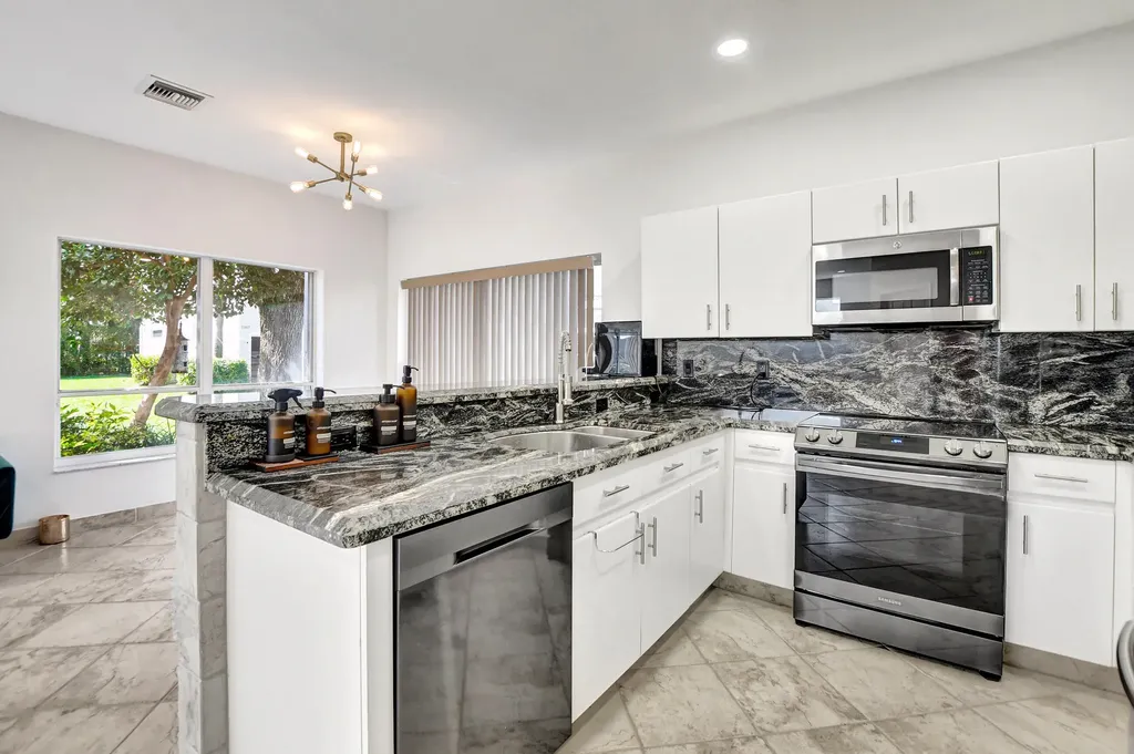 7363 Panache Way Boca Raton FL 33433