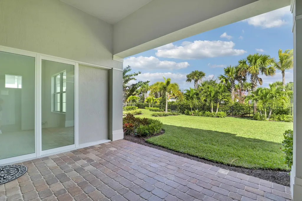 10815 Stellar Circle Palm Beach Gardens FL 33412