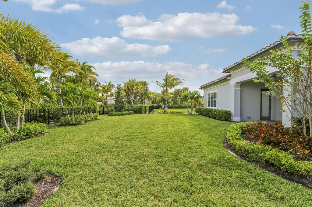 10815 Stellar Circle Palm Beach Gardens FL 33412
