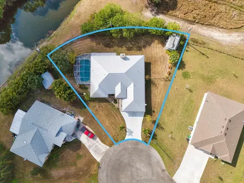4661 NW Bogi Court Port St Lucie FL 34983