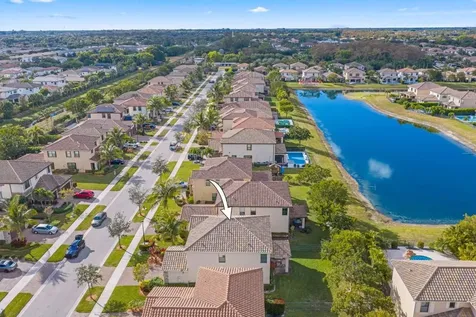 8819 Sea Chase Drive Lake Worth FL 33467