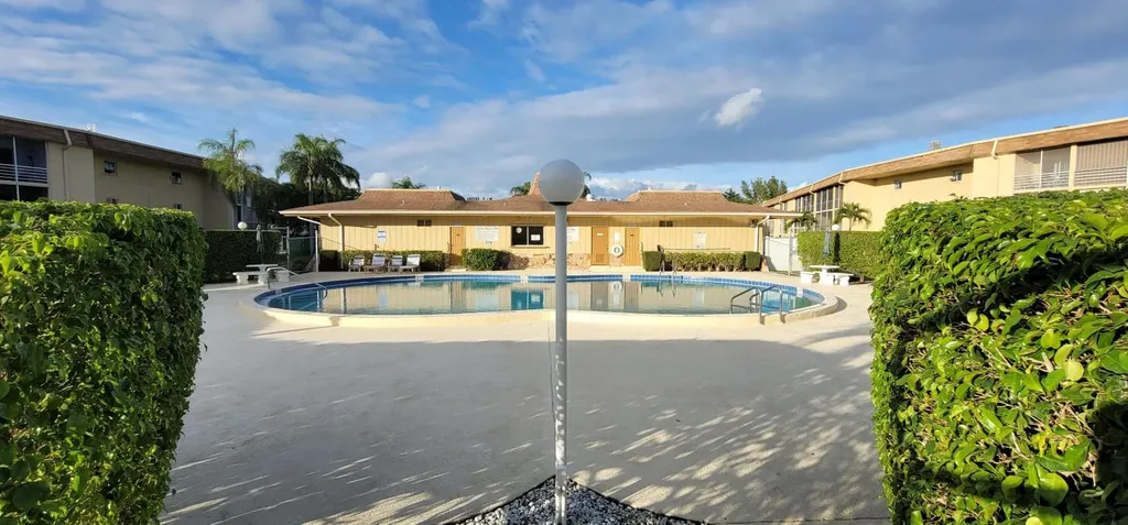 300 Village Green Circle S Palm Springs FL 33461