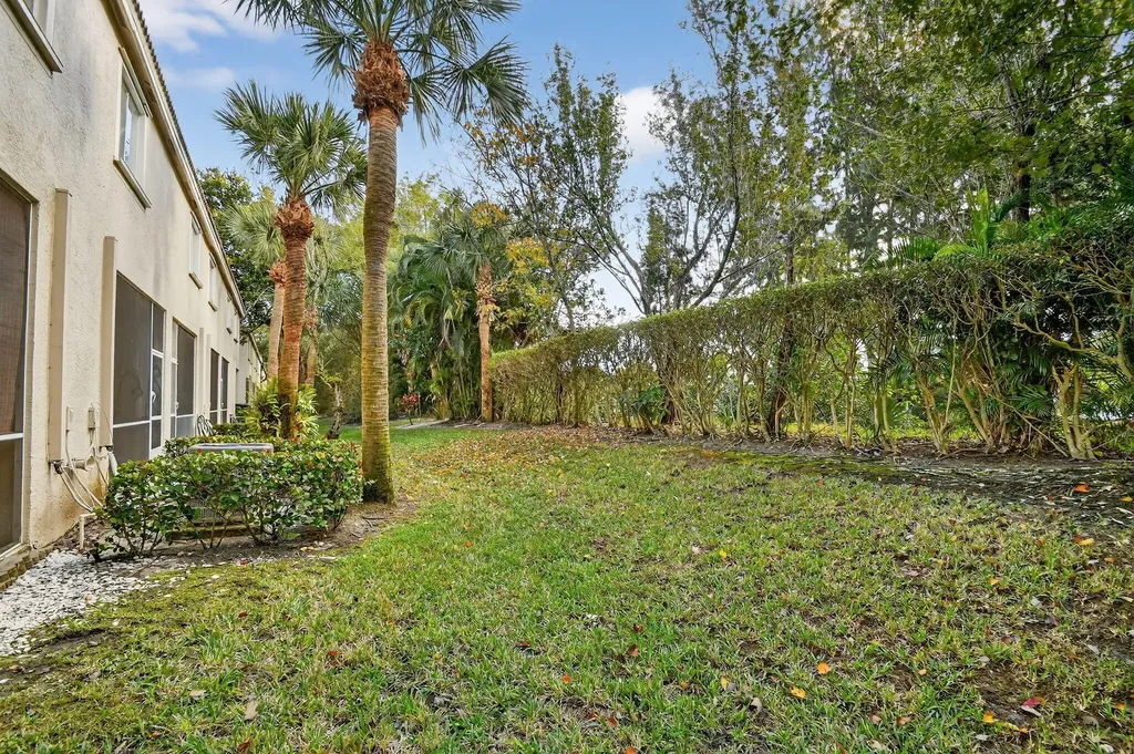 5015 Palmbrooke Circle West Palm Beach FL 33417