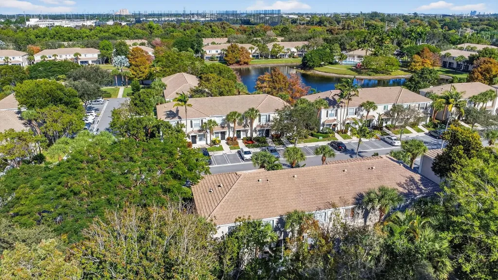 5015 Palmbrooke Circle West Palm Beach FL 33417
