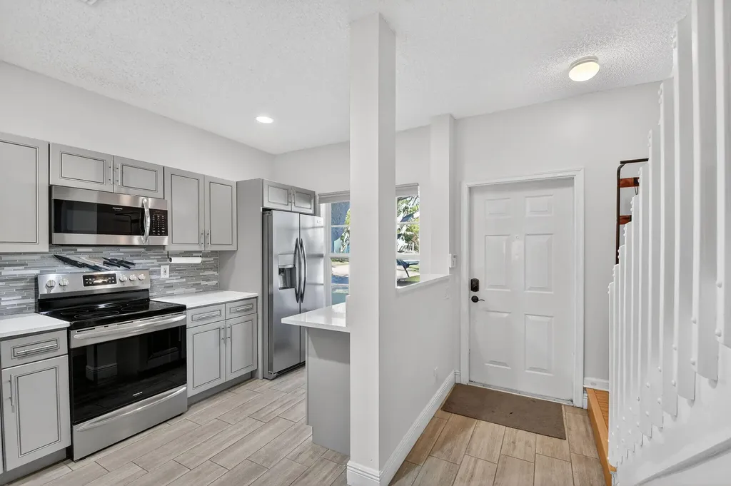 5015 Palmbrooke Circle West Palm Beach FL 33417