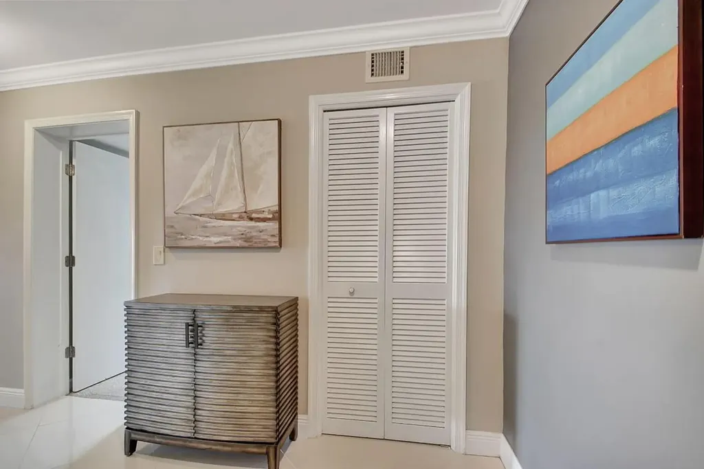 300 Jfk Drive Atlantis FL 33462