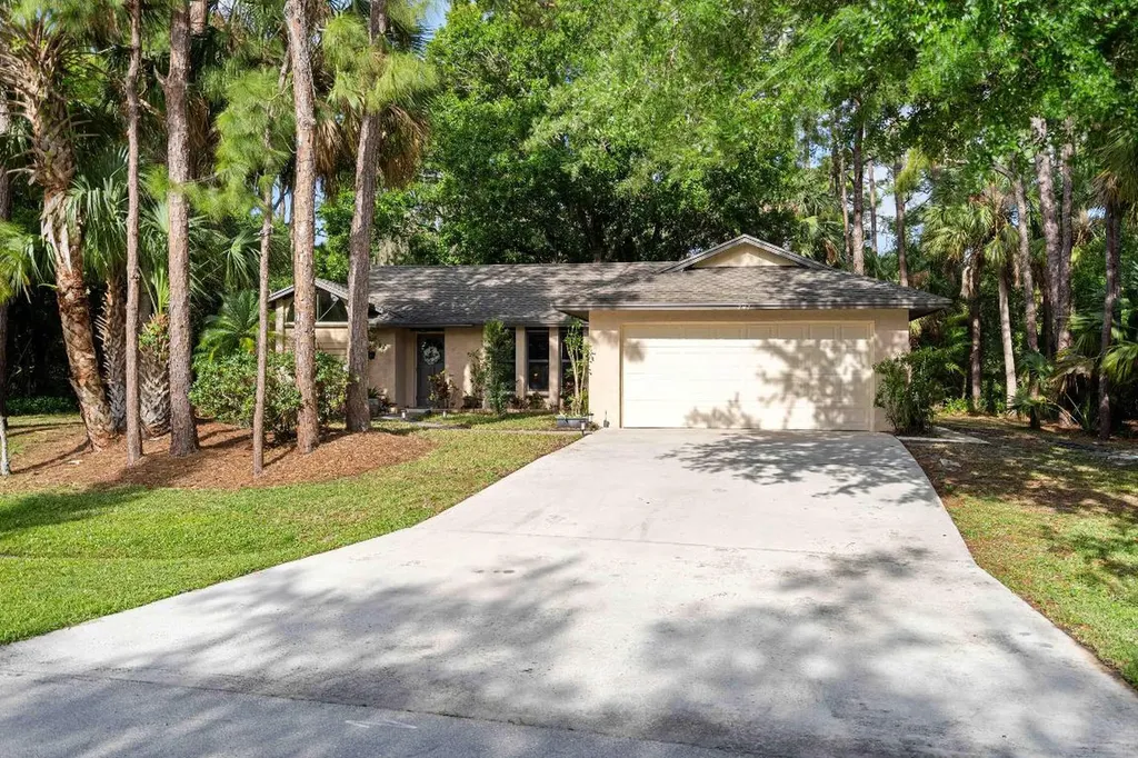 747 SW Alton Circle Port St Lucie FL 34953