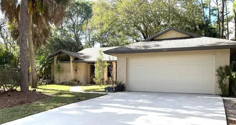 747 SW Alton Circle Port St Lucie FL 34953
