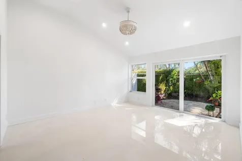 2246 NW 52nd Street Boca Raton FL 33496