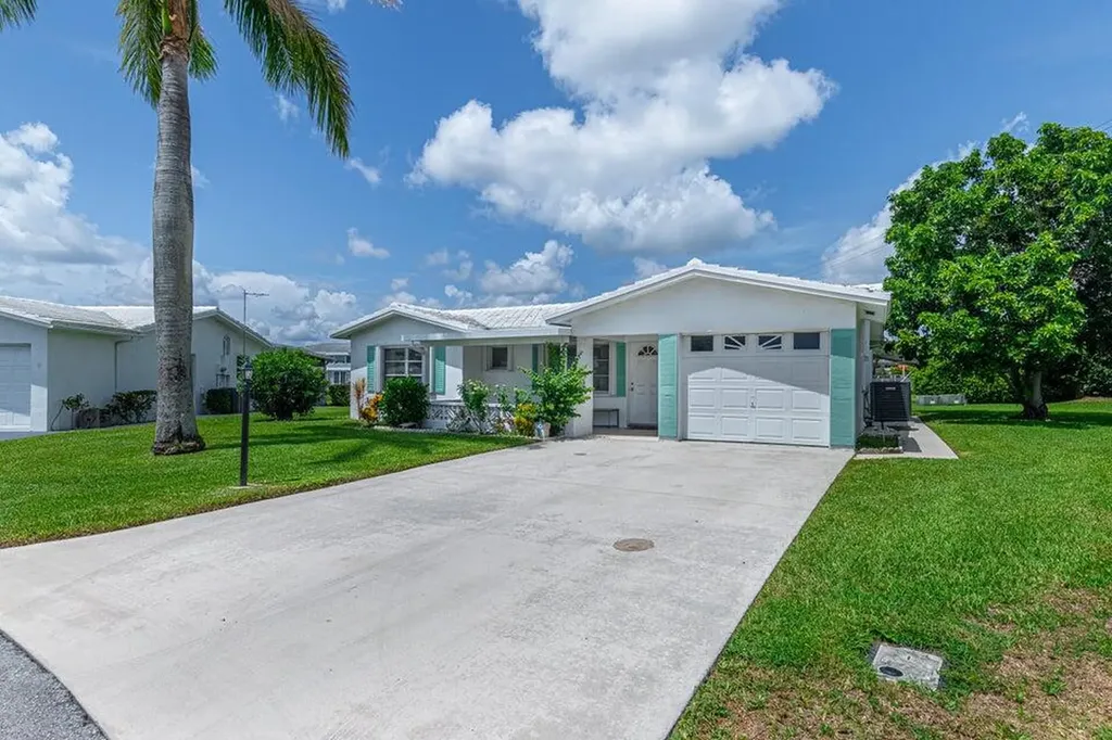 135 NW 14th Street Boynton Beach FL 33426