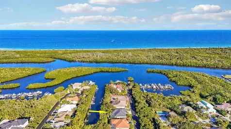 8415 SE Governors Way Hobe Sound FL 33455