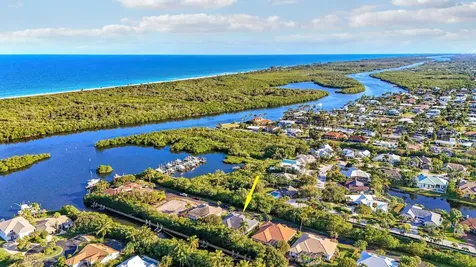 8415 SE Governors Way Hobe Sound FL 33455