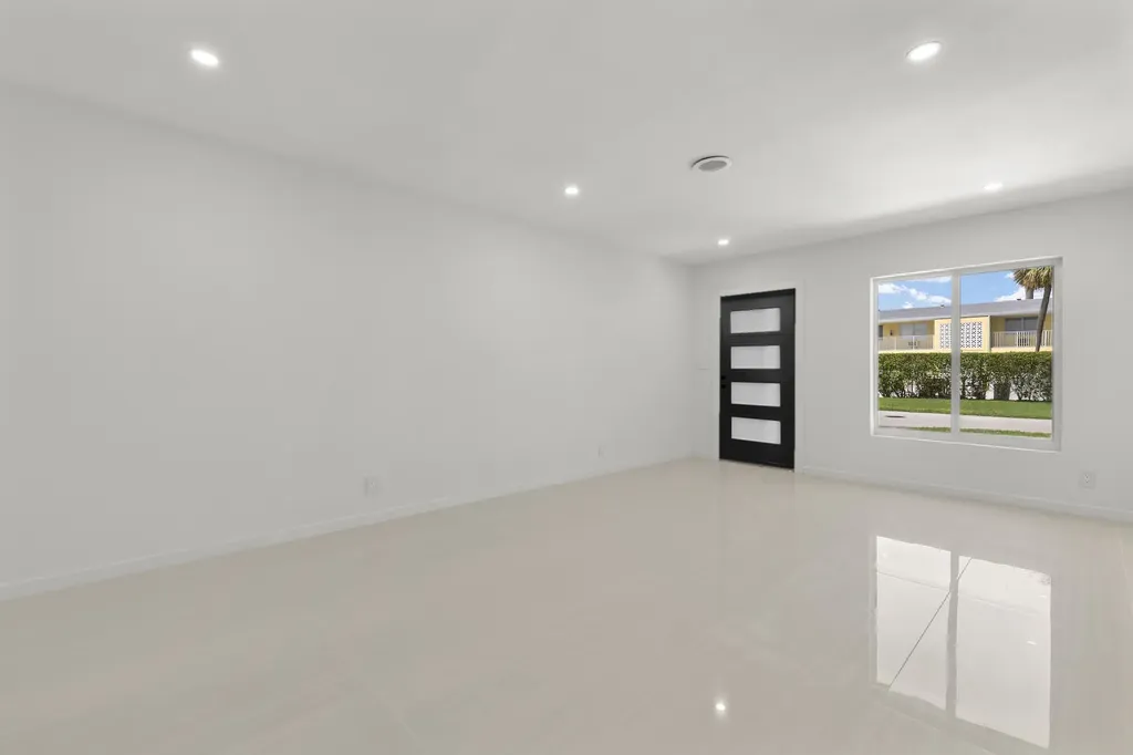 1750 NE 49th Street Fort Lauderdale FL 33334