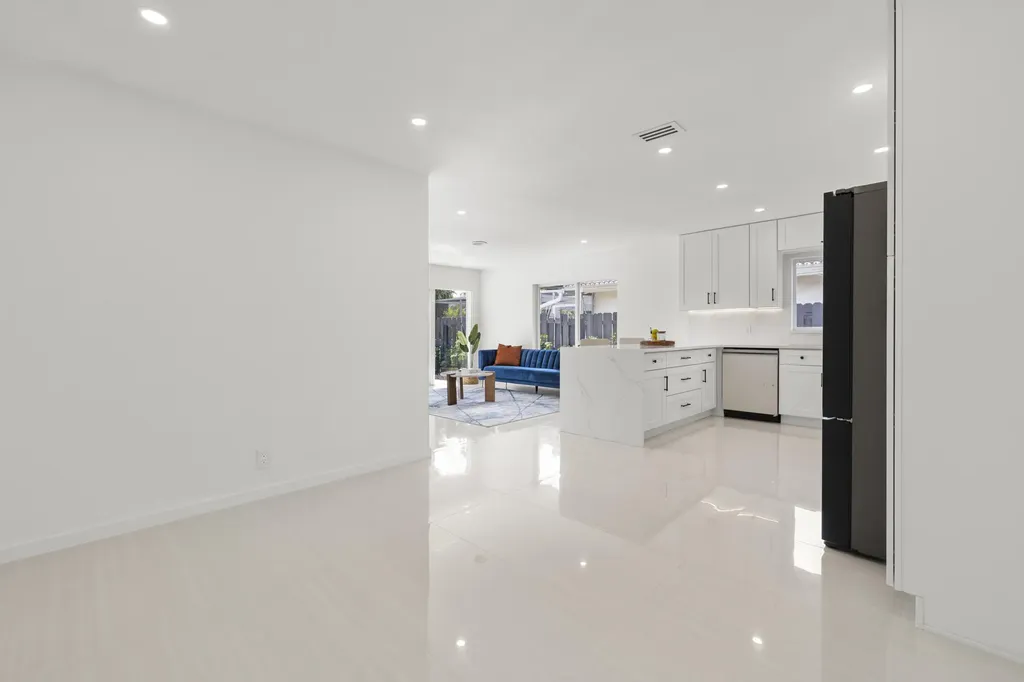 1750 NE 49th Street Fort Lauderdale FL 33334