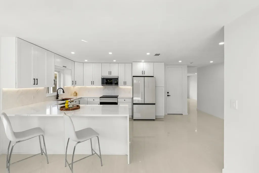1750 NE 49th Street Fort Lauderdale FL 33334