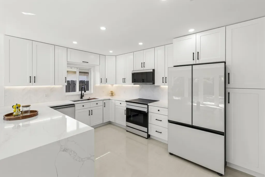 1750 NE 49th Street Fort Lauderdale FL 33334