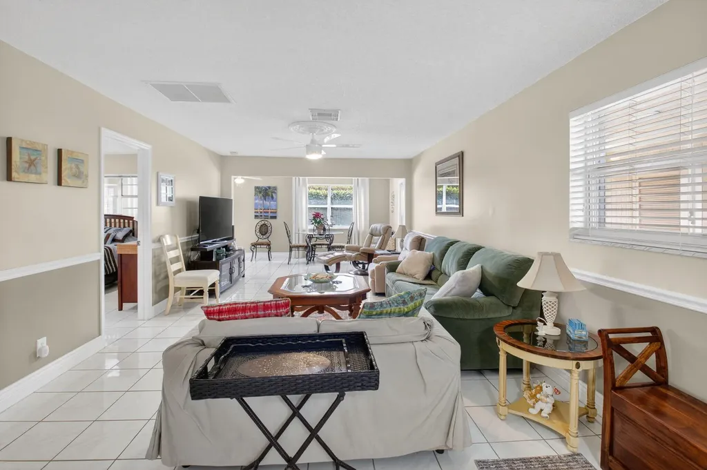 149 Mockingbird Lane Delray Beach FL 33445