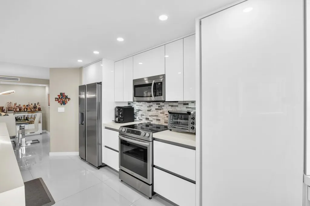 550 S Ocean Boulevard Boca Raton FL 33432