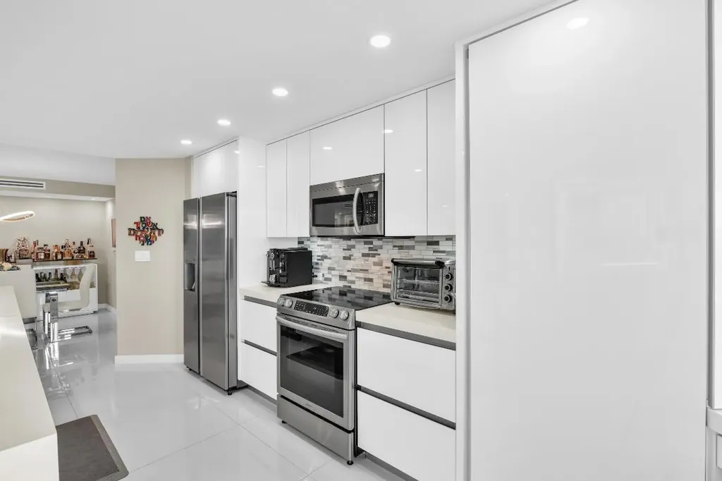 550 S Ocean Boulevard Boca Raton FL 33432