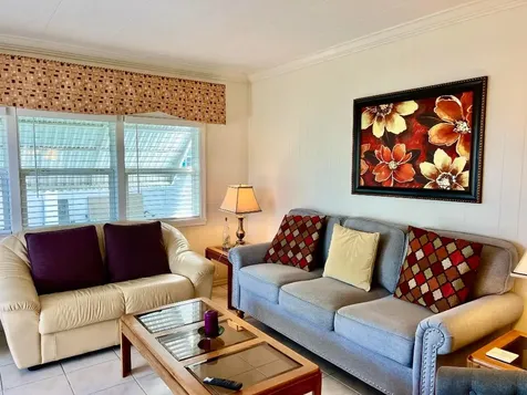 1552 S 33rd Road Hollywood FL 33021