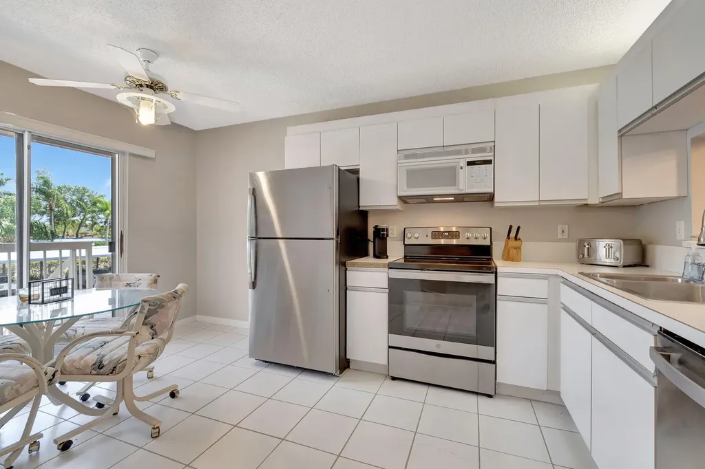 280 NW 67th Street Boca Raton FL 33487