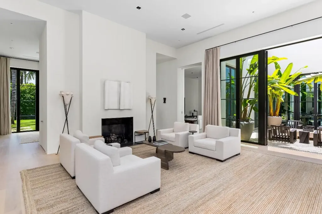 241 Jungle Road Palm Beach FL 33480