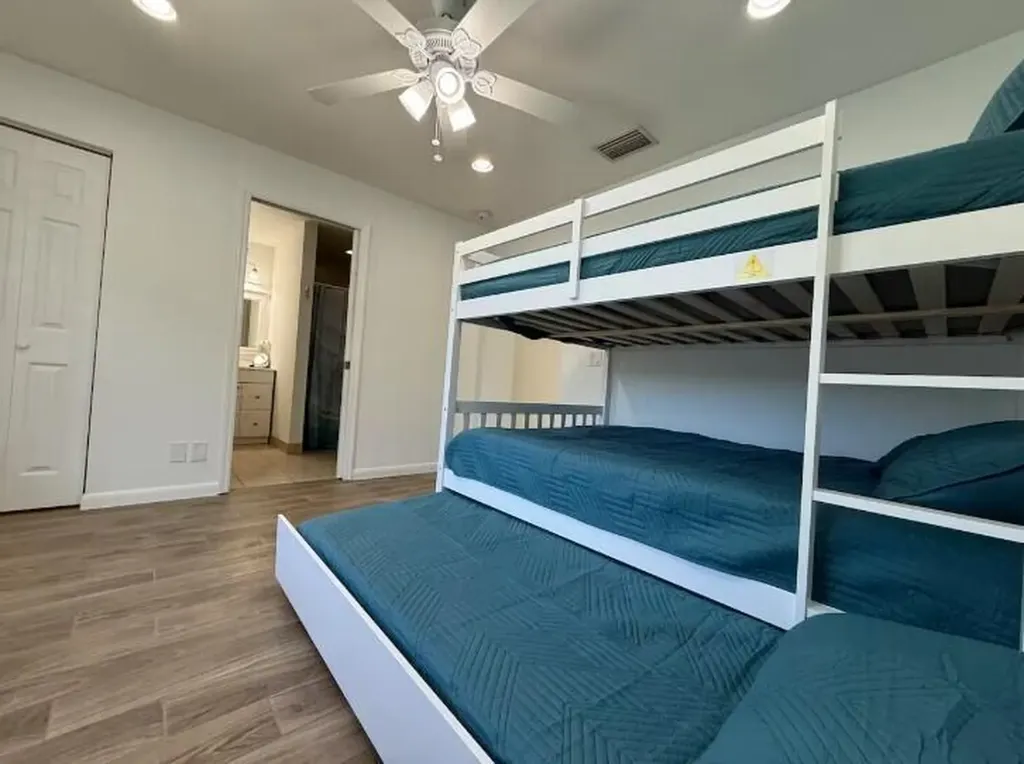 516 E Whitney Drive Jupiter FL 33458