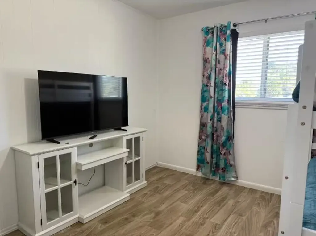 516 E Whitney Drive Jupiter FL 33458