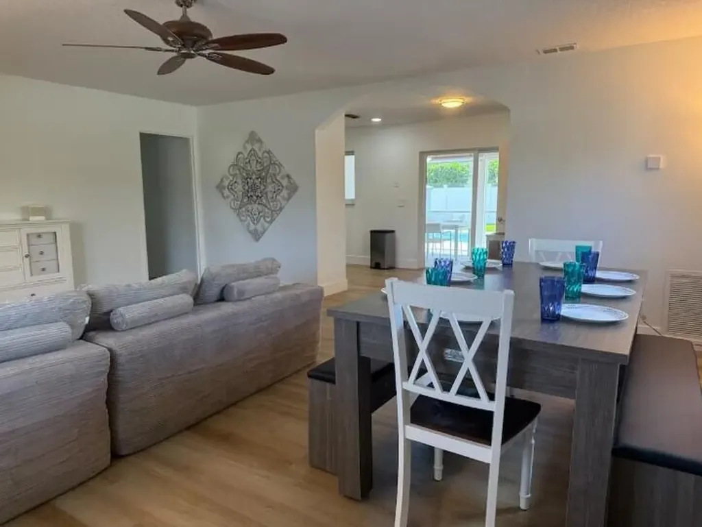 516 E Whitney Drive Jupiter FL 33458