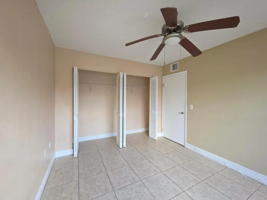 1542 Lake Crystal Drive West Palm Beach FL 33411