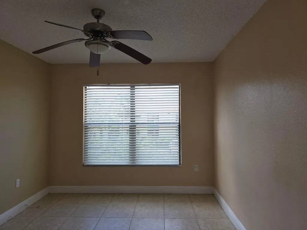 1542 Lake Crystal Drive West Palm Beach FL 33411