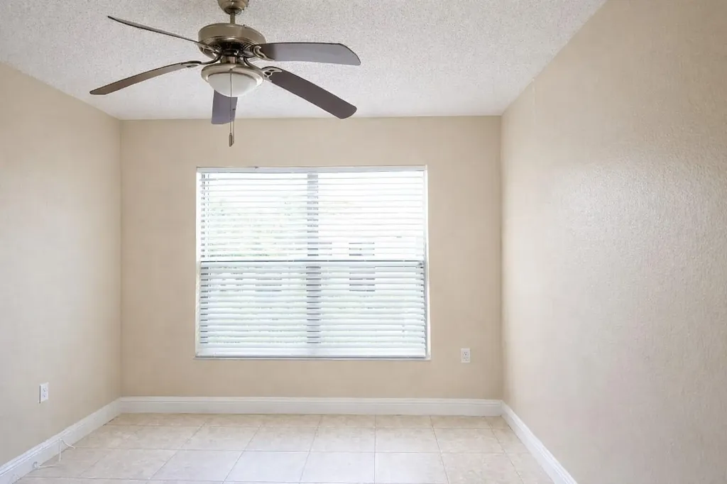 1542 Lake Crystal Drive West Palm Beach FL 33411