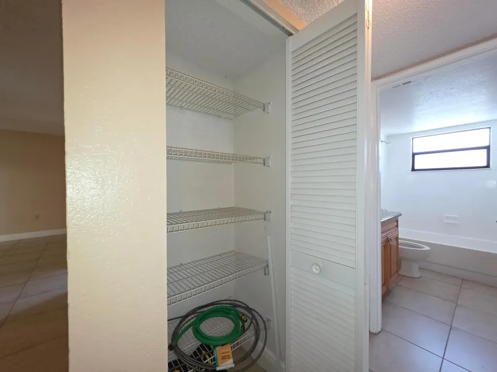 1542 Lake Crystal Drive West Palm Beach FL 33411