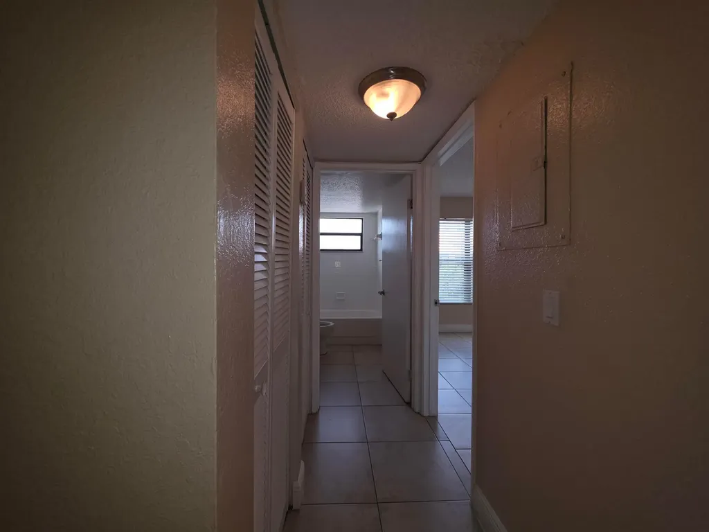 1542 Lake Crystal Drive West Palm Beach FL 33411