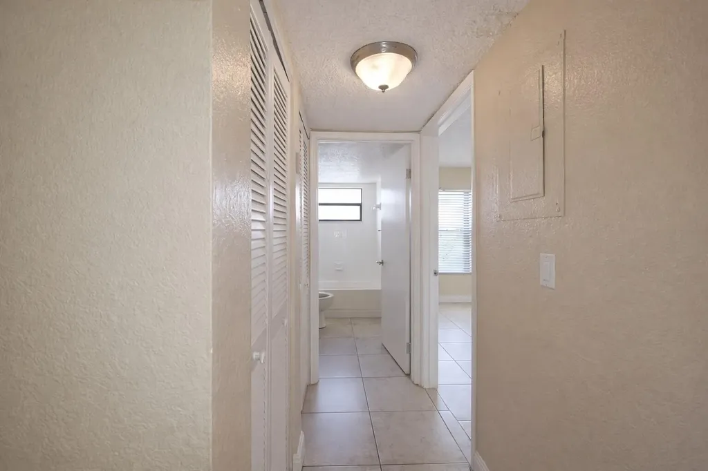 1542 Lake Crystal Drive West Palm Beach FL 33411