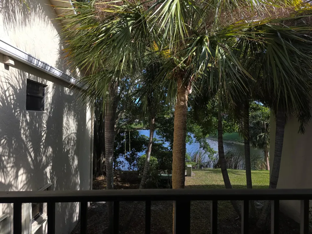 1542 Lake Crystal Drive West Palm Beach FL 33411