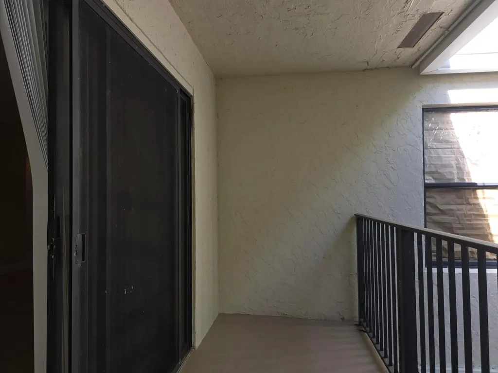 1542 Lake Crystal Drive West Palm Beach FL 33411