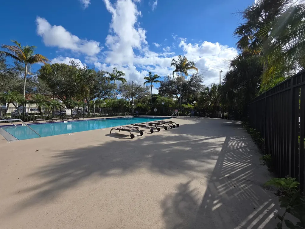 1542 Lake Crystal Drive West Palm Beach FL 33411