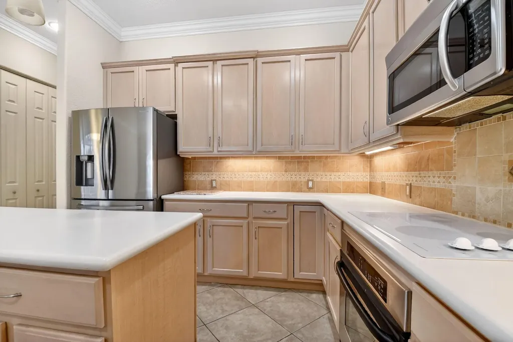 9566 Lantern Bay Circle West Palm Beach FL 33411