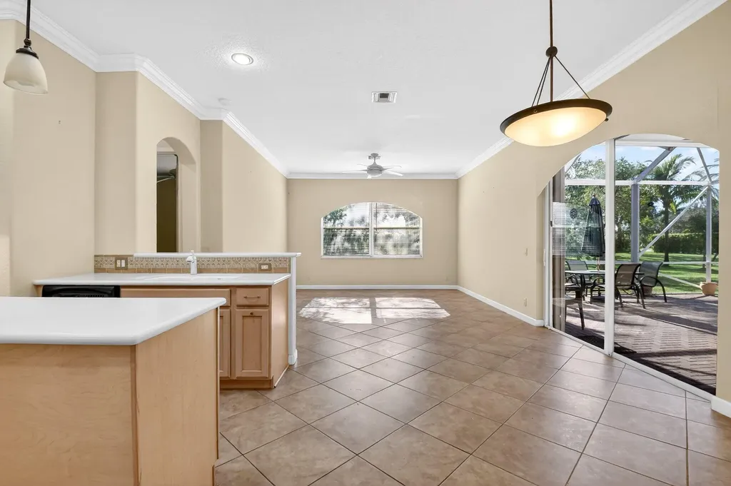 9566 Lantern Bay Circle West Palm Beach FL 33411